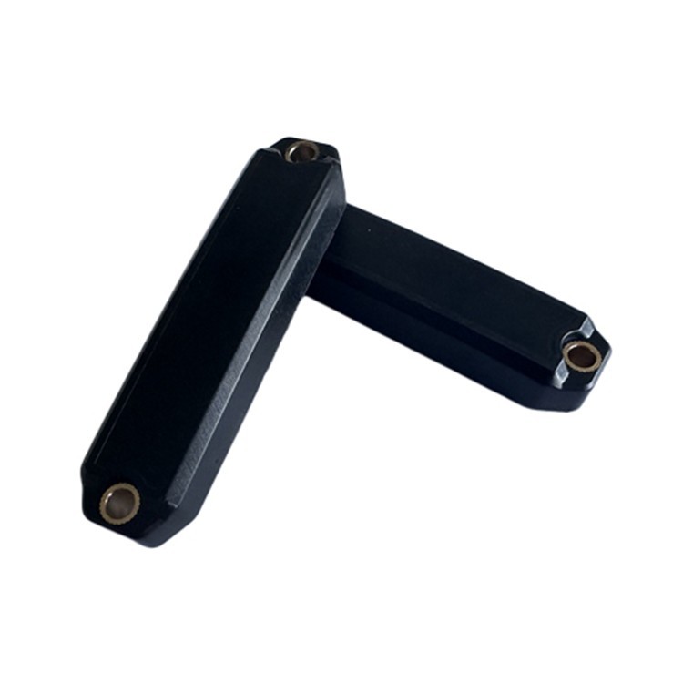 Tags RFID tal-metall